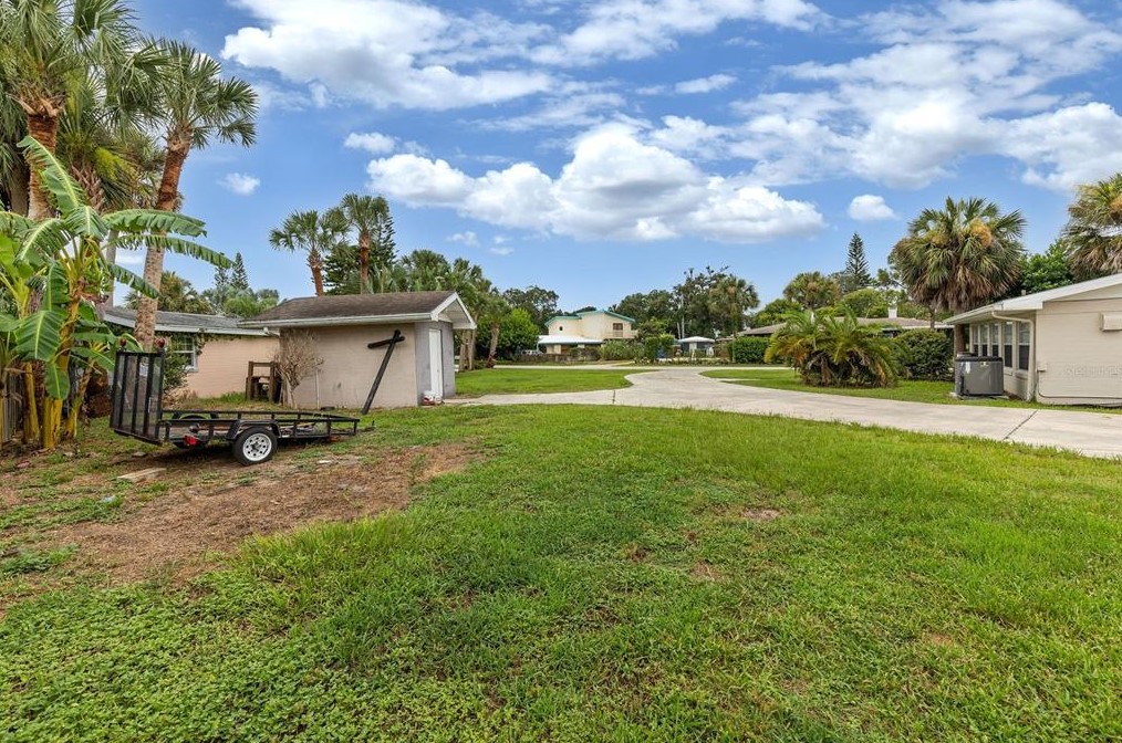 1175 John Anderson Dr, Ormond Beach FL 32176-3719 exterior