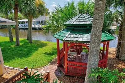 311 N 11th Street, Flagler Beach, FL 32136 - Photo 34