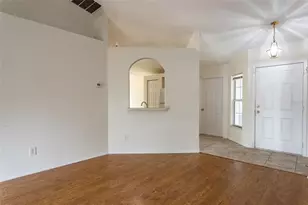 30 Sergeant Ct, Palm Coast, FL 32164 - Photo 2