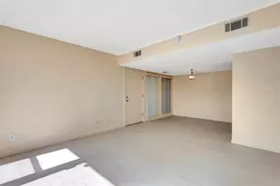 48 Club House Dr, Palm Coast, FL 32137 - Photo 12