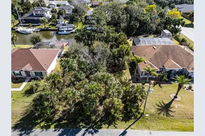 4 Cedardale Court, Palm Coast, FL 32137 - Photo 12