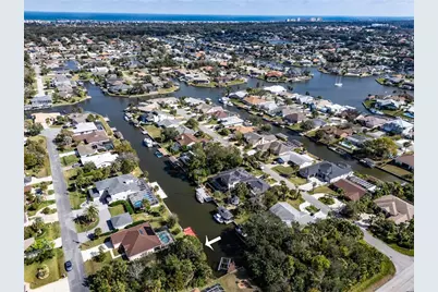 4 Cedardale Court, Palm Coast, FL 32137 - Photo 10