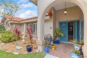 130 Bayside Dr, Palm Coast, FL 32137 - Photo 2