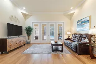 8 Roma Ct, Palm Coast, FL 32137 - Photo 10