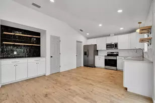 89 Rose Dr, Palm Coast, FL 32164 - Photo 8