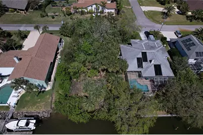 25 Cherokee Court W, Palm Coast, FL 32137 - Photo 10