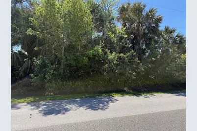 25 Cherokee Court W, Palm Coast, FL 32137 - Photo 2