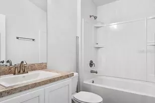 37 Rose Dr, Palm Coast, FL 32164 - Photo 10