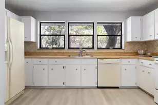 2260 John Anderson Dr, Ormond Beach, FL 32176 - Photo 28