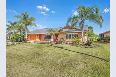 40 Clarendon Court N, Palm Coast, FL 32137 - Photo 2