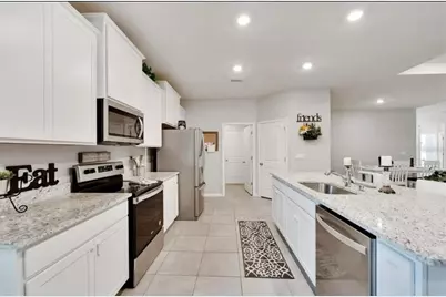 14069 Wineberry Drive, Dade City, FL 33525 - Photo 20