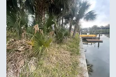 41 Comanche Court, Palm Coast, FL 32137 - Photo 2