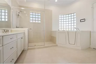 175 Avenue De La Mer #303, Palm Coast, FL 32137 - Photo 14