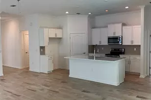 105 Green Cir, Palm Coast, FL 32164 - Photo 10