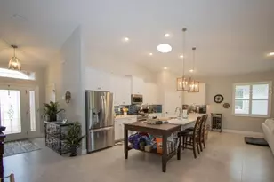 37 Lagoon Wy, Palm Coast, FL 32137 - Photo 4