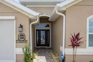 37 Lagoon Wy, Palm Coast, FL 32137 - Photo 2