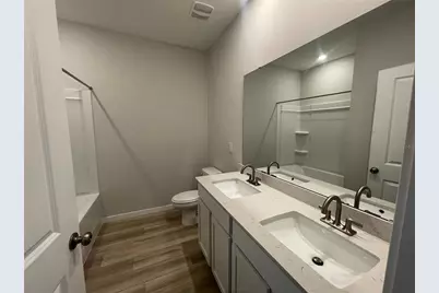 215 Montgomery Court, Palm Coast, FL 32164 - Photo 8