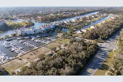 122 Harbor Village Point S, Palm Coast, FL 32137 - Photo 2