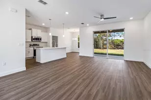 52 Pershing Ln, Palm Coast, FL 32164 - Photo 6