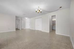 39 Lake Forest Pl, Palm Coast, FL 32137 - Photo 16