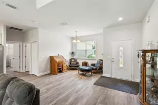 9 Elder Pl, Palm Coast, FL 32164 - Photo 4