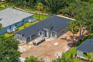 19 Old Oak Dr N, Palm Coast, FL 32137 - Photo 2