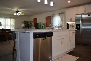 35 Putter Dr, Palm Coast, FL 32164 - Photo 8