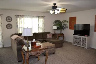 35 Putter Dr, Palm Coast, FL 32164 - Photo 22