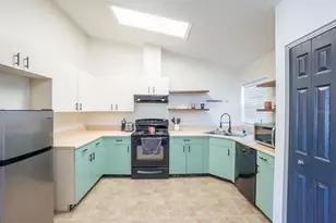 7 Zenger Ct, Palm Coast, FL 32164 - Photo 8