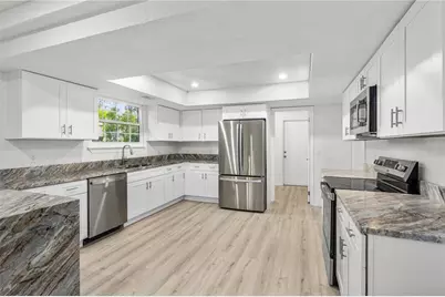 475 E Wisconsin Avenue, Orange City, FL 32763 - Photo 10