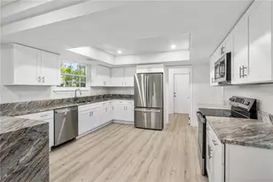 475 E Wisconsin Ave, Orange City, FL 32763 - Photo 10