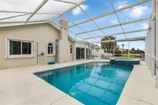 21 Cottonwood Ct, Palm Coast, FL 32137 - Photo 4