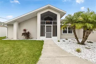 21 Cottonwood Ct, Palm Coast, FL 32137 - Photo 2