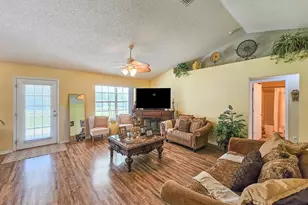 7 Lewis Pl, Palm Coast, FL 32137 - Photo 6