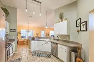 7 Lewis Pl, Palm Coast, FL 32137 - Photo 12