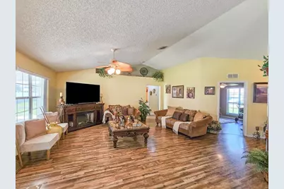 7 Lewis Place, Palm Coast, FL 32137 - Photo 8