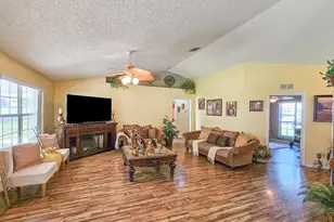 7 Lewis Pl, Palm Coast, FL 32137 - Photo 8