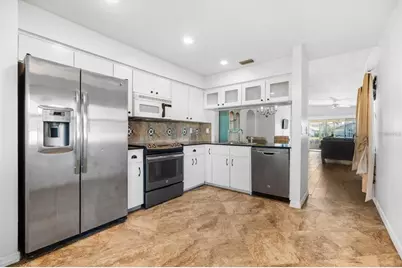 7 San Pedro Court, Palm Coast, FL 32137 - Photo 4