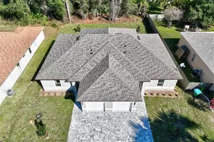 4 Sleigh Bell Pl, Palm Coast, FL 32164 - Photo 2
