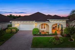 13 Arena Lake Cir, Palm Coast, FL 32137 - Photo 2