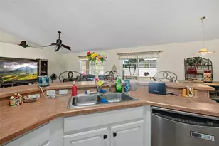 1 Pine Bluff Ln, Palm Coast, FL 32164 - Photo 18