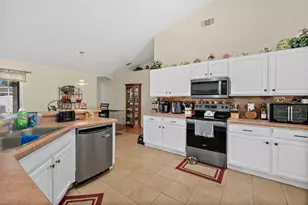 1 Pine Bluff Ln, Palm Coast, FL 32164 - Photo 16