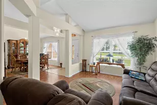 1 Pine Bluff Ln, Palm Coast, FL 32164 - Photo 8