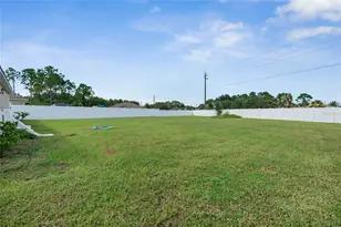 5 Freeland Ln, Palm Coast, FL 32137 - Photo 4