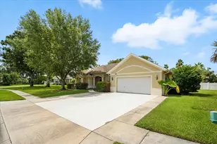 24 Lakeside Pl W, Palm Coast, FL 32137 - Photo 38