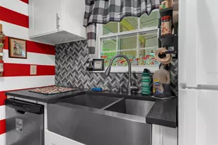 6400 Talbot Cir, Spring Hill, FL 34606 - Photo 8