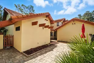 49 Village Cir, Palm Coast, FL 32164 - Photo 8