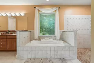 8 Ivey Ln, Flagler Beach, FL 32136 - Photo 4