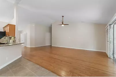 105 Woodside Drive, Palm Coast, FL 32164 - Photo 10