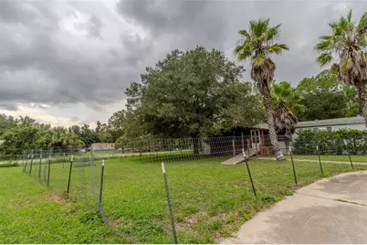 2400 Laurel Avenue, Bunnell, FL 32110 - Photo 4